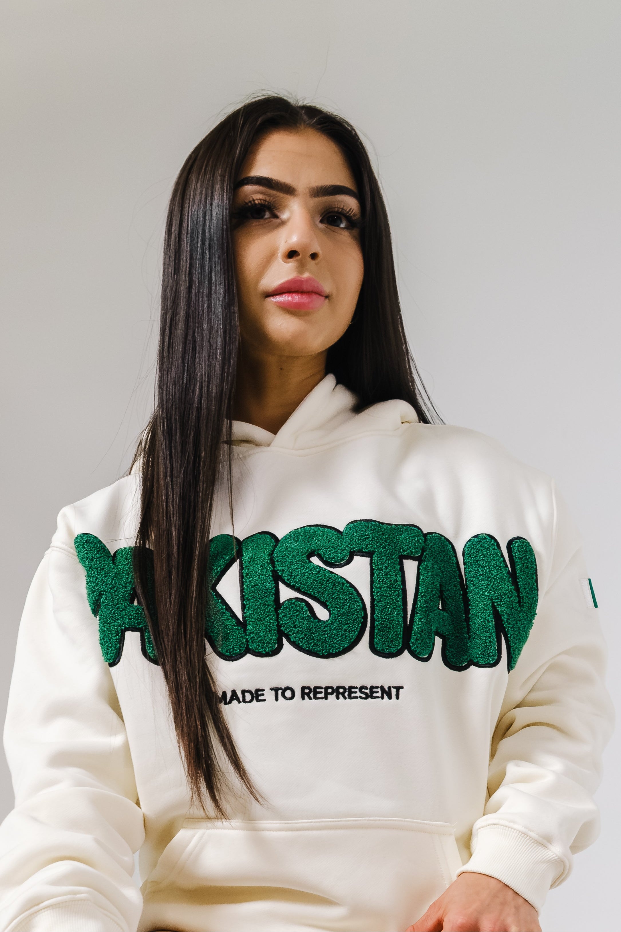 PAKISTAN X HERITAGE - LIGHT HOODIE